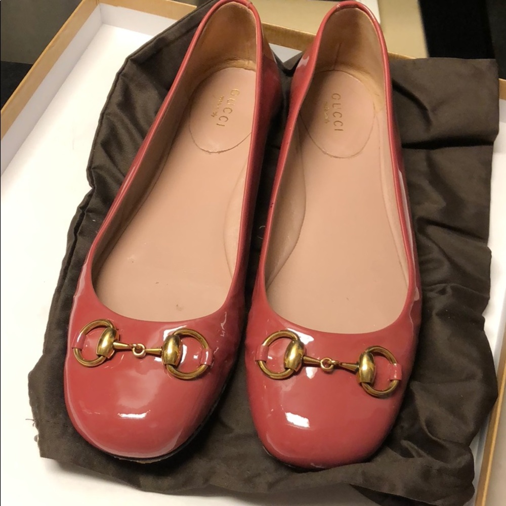 Gucci flats